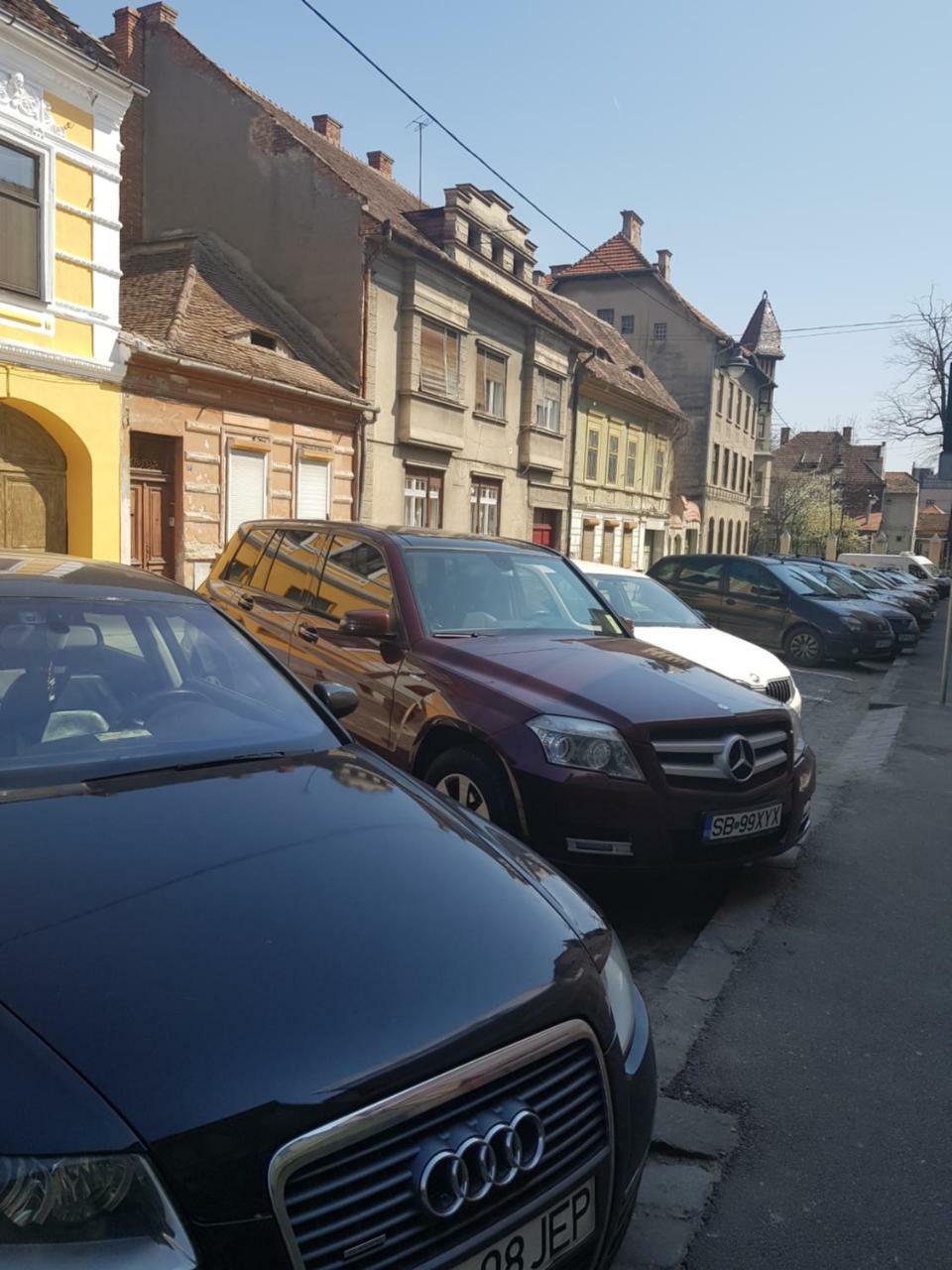 Garsoniera Ultracentral Apartment Sibiu Exterior foto