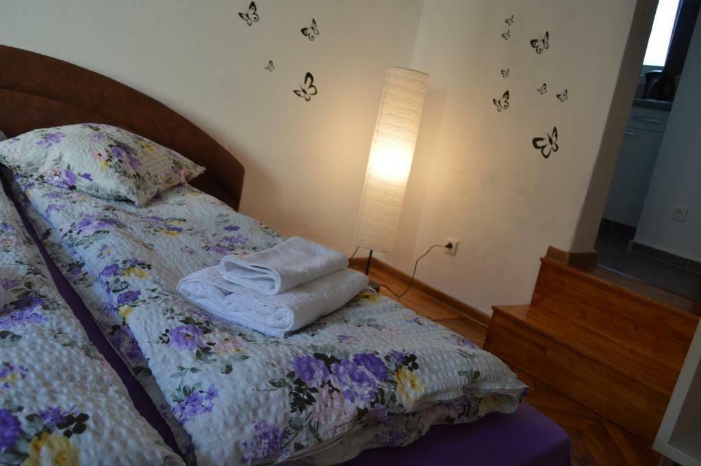 Garsoniera Ultracentral Apartment Sibiu Exterior foto
