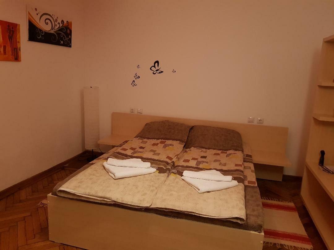 Garsoniera Ultracentral Apartment Sibiu Exterior foto